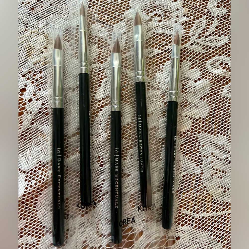 ❤️ New i.d. Bare Escentuals Make Up Brush Bundle